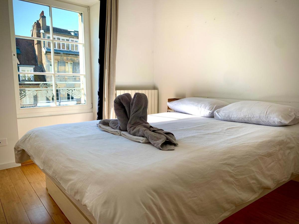Les Fabuleux Appartements Du Coeur De Ville - Place Victor Hugo Besanzón Exterior foto